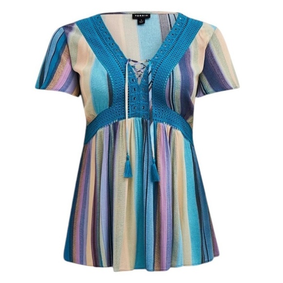 Torrid Babydoll Crinkle Gauze Crochet Inset Lace Up Top - Picture 3 of 8